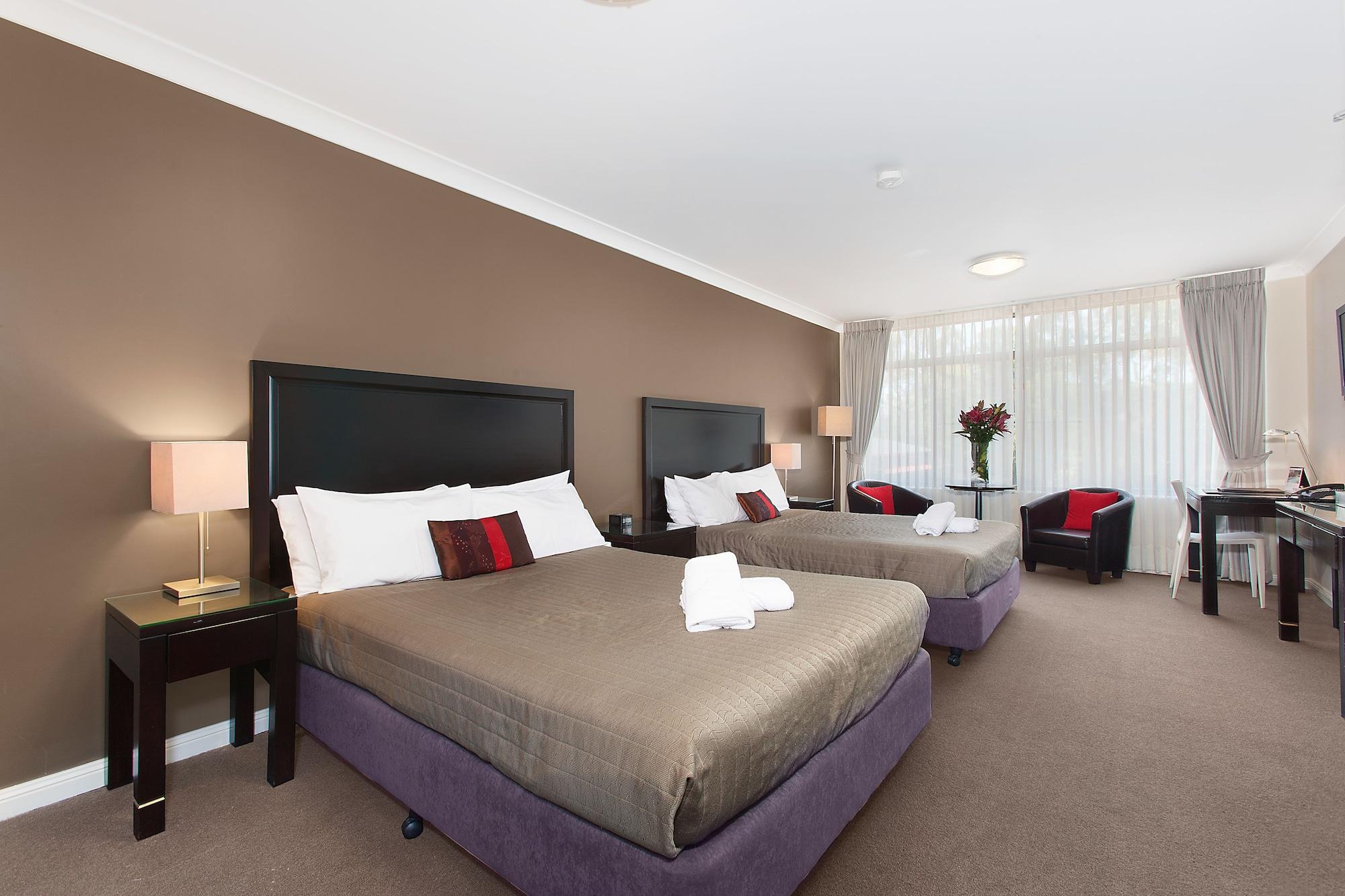 Checkers Resort Terrey Hills Екстер'єр фото