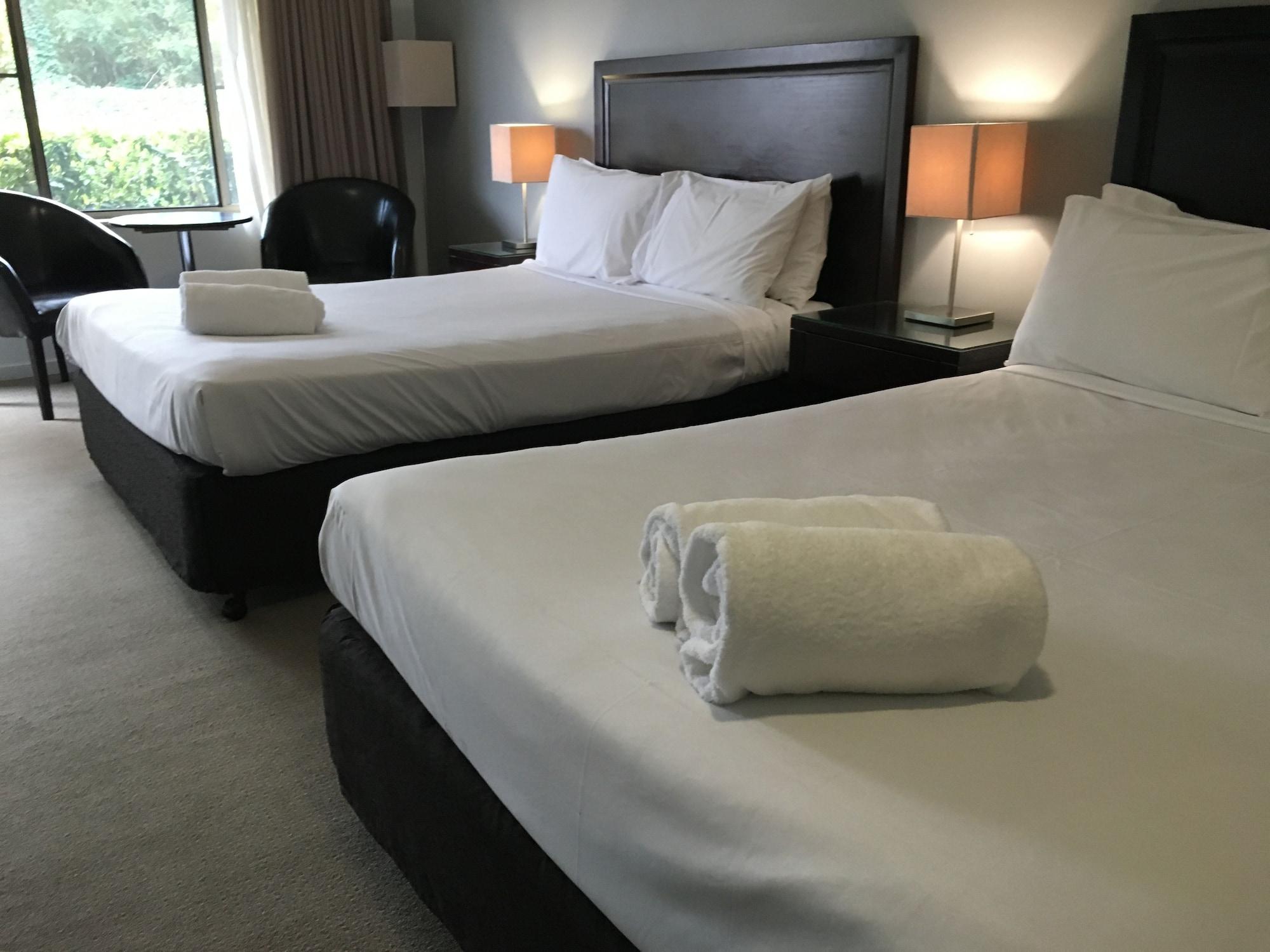 Checkers Resort Terrey Hills Екстер'єр фото