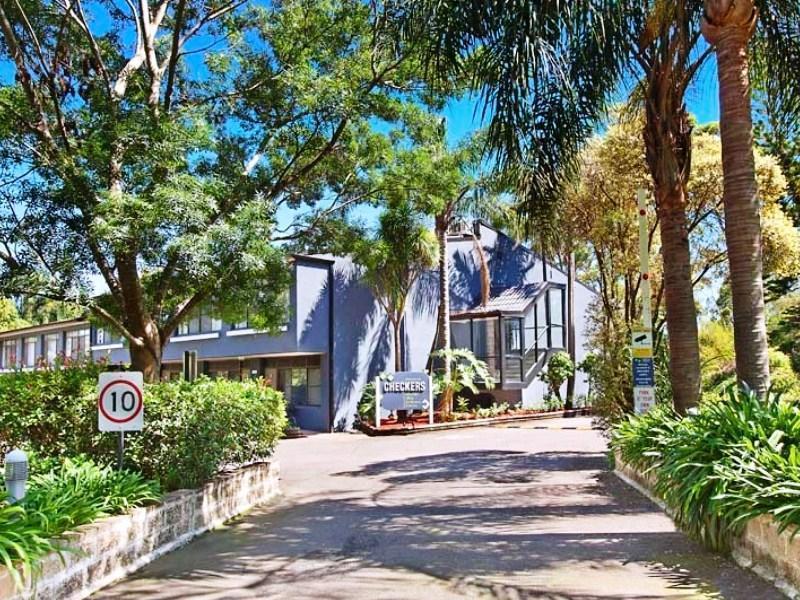 Checkers Resort Terrey Hills Екстер'єр фото